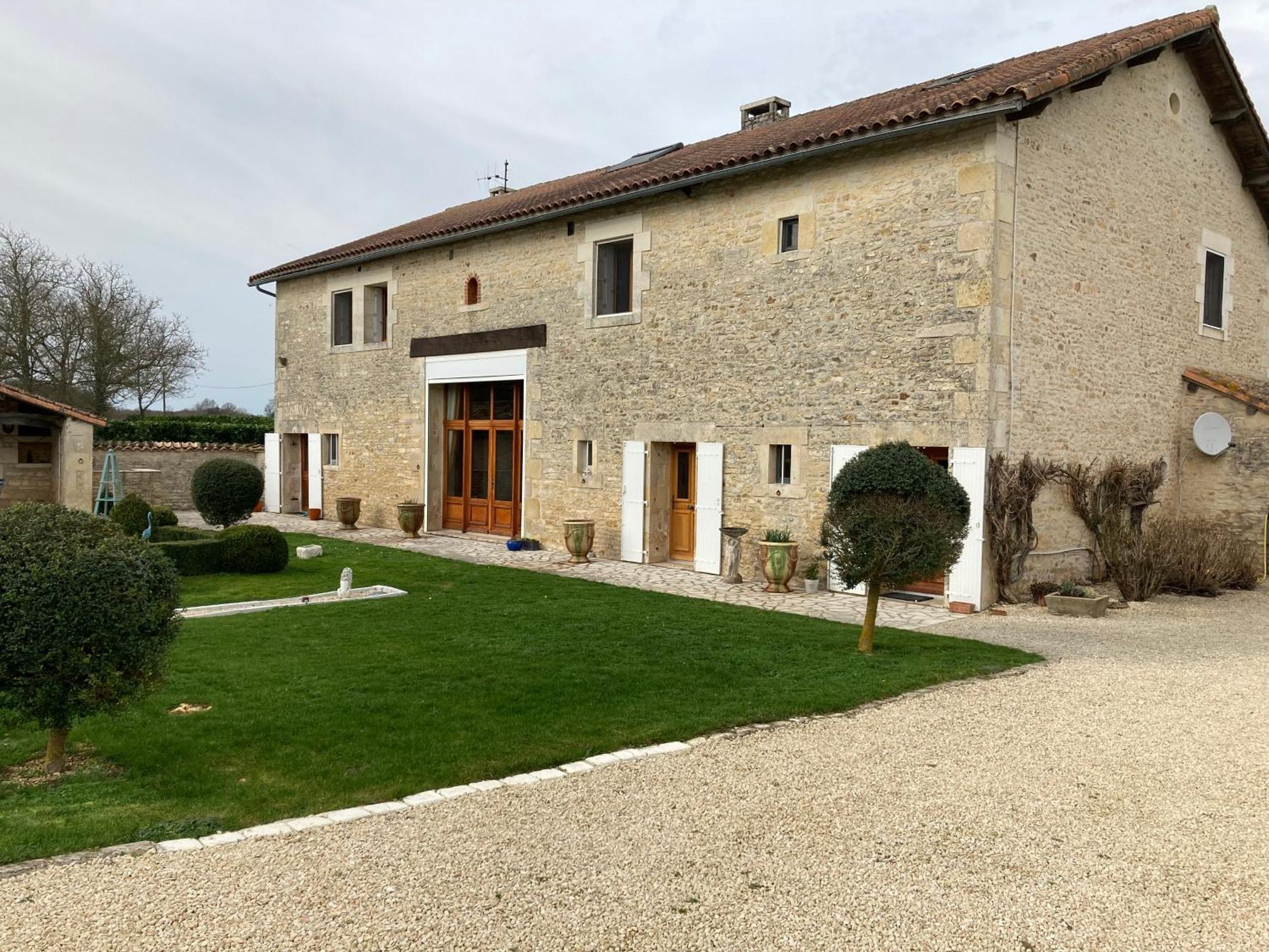 Blanzay La Grange B&B 외부 사진